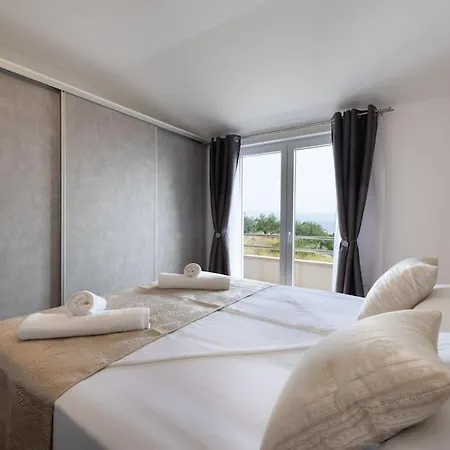 La' Ena - New Modern Apartment- Beautiful Sea View Apartamento